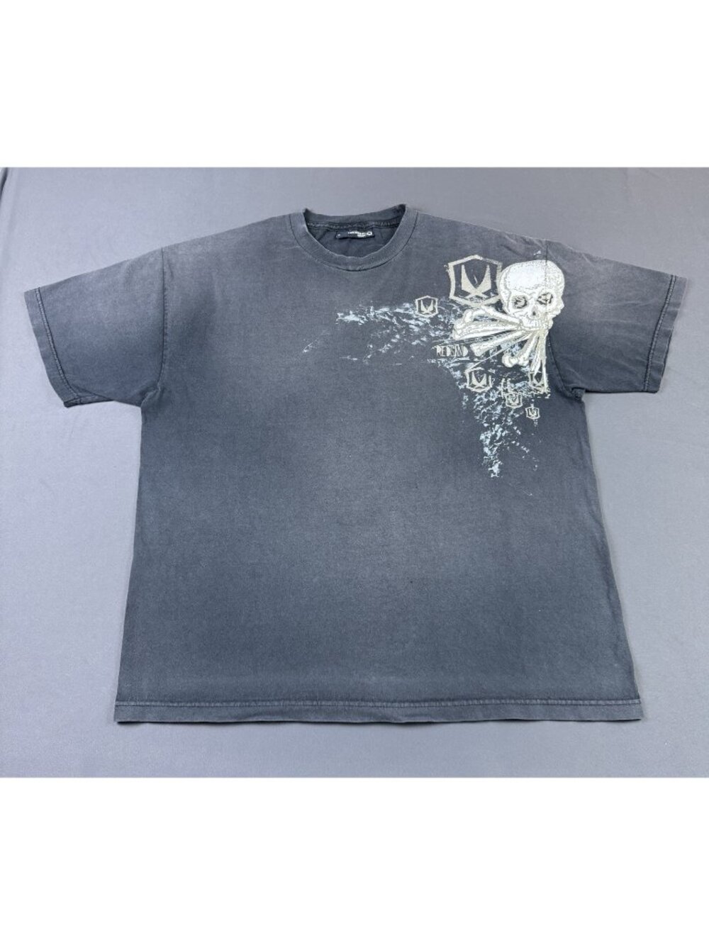 Rare Vintage Y2K Red Sand Surf Skate Punk Sports Skull Sun Fade Art XL Tee Promo